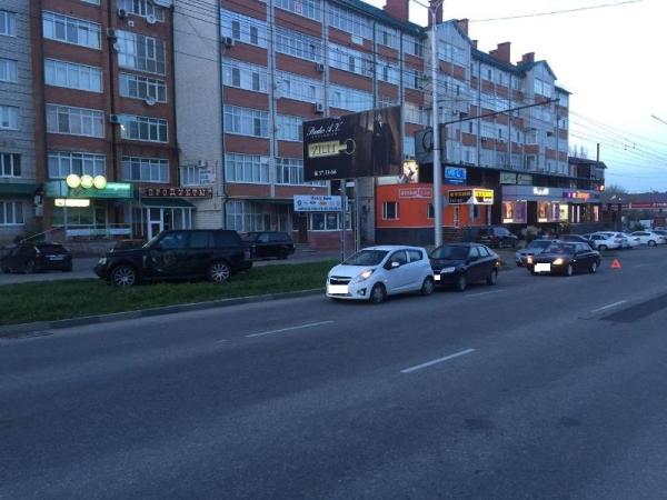 Неопытная девушка-водитель устроила крупную аварию в Ставрополе